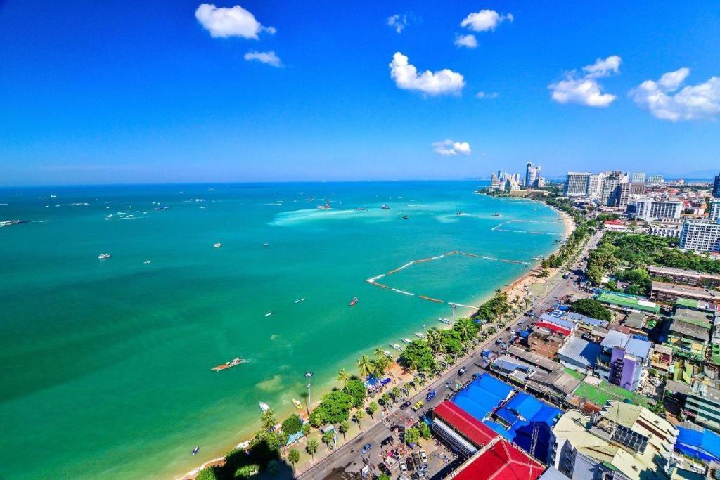 The Green View Pattaya Extérieur photo