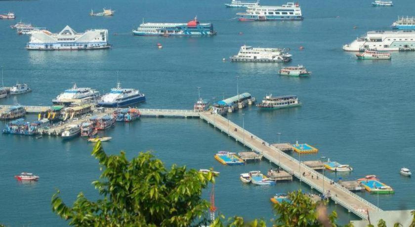 The Green View Pattaya Extérieur photo